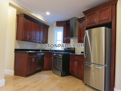 Cambridge 3 Bedroom 3 bathroom Available in Cambridge, Central Square for September 1st.  Central Square/cambridgeport - $4,500