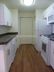 Lexington Apartment for rent 2 Bedrooms 2 Baths - $4,160