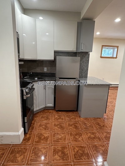 Brookline Excellent 1 bed 1 bath available NOW on Babcock St in Brookline!!   Coolidge Corner - $2,600