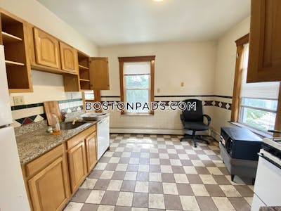 Allston Excellent 3 Beds 1.5 Baths on Glenville Ave  Boston - $3,100