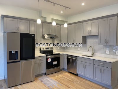 South Boston Sunny 2 bed 1 bath available 9/1 on East 3rd in Boston! Boston - $5,200