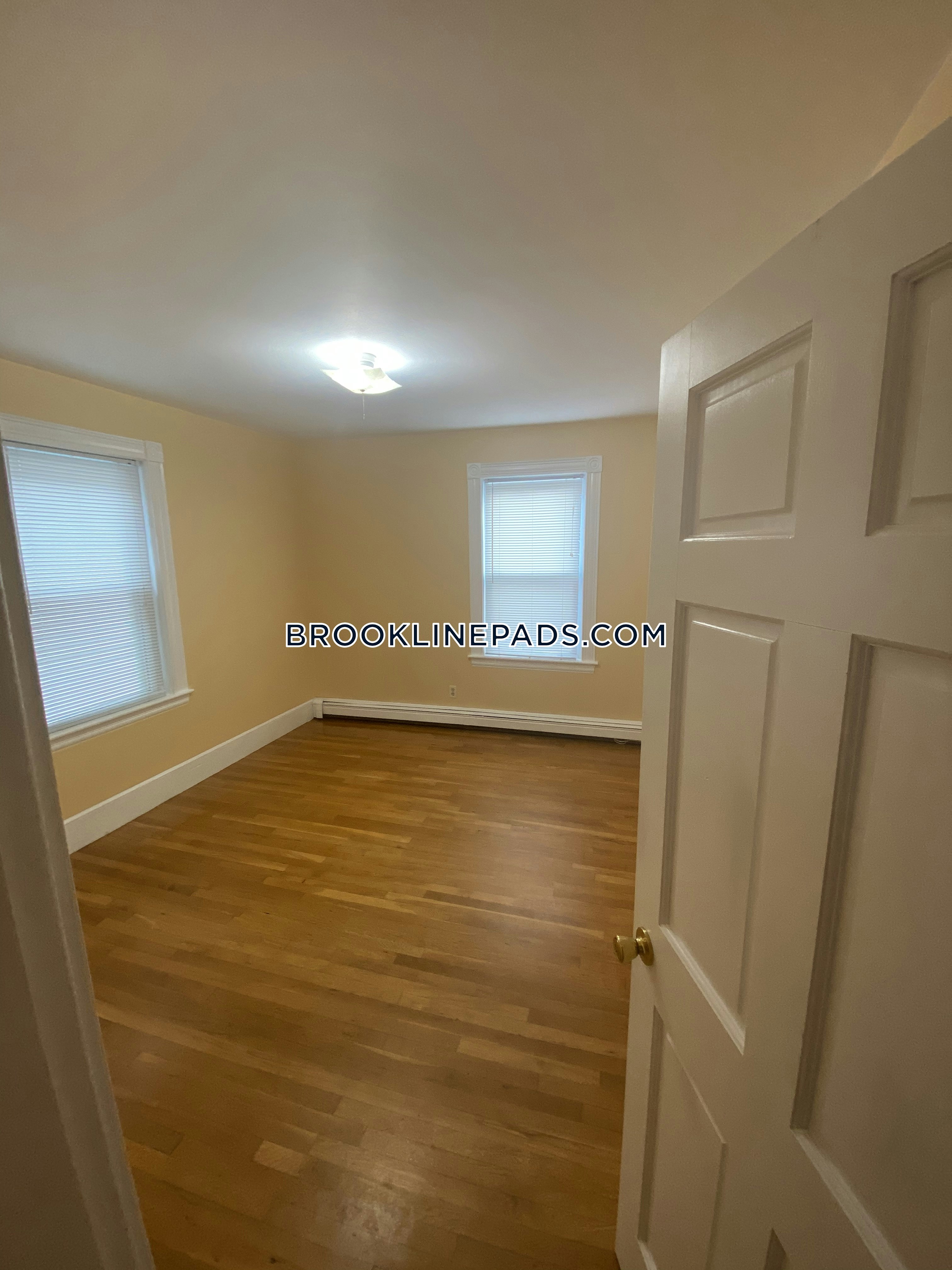 Pet Friendly Apartments Brookline Apartment for rent 4 Bedrooms 2