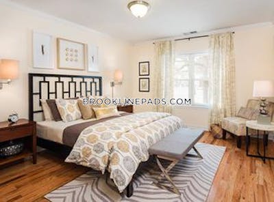 Brookline 2 Beds 1 Bath  Chestnut Hill - $3,455 No Fee