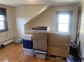 Newton 4 Beds 1 Bath  Newtonville - $3,450 No Fee