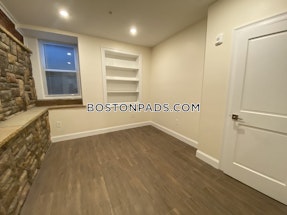 Brookline 3 Beds 2 Baths  Washington Square - $3,500 No Fee